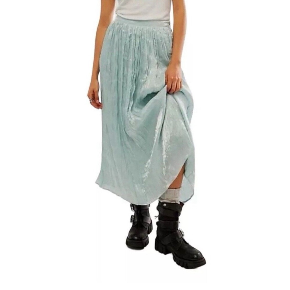 Free People Skirt Midi Women Blue Pleated Boho Sz 8 NWT